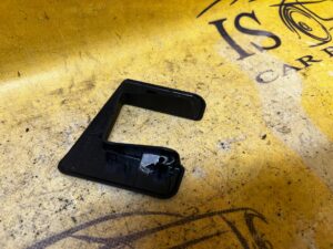 OSŁONA ZAWIASU KLAPY BAGAŻNIKA TYŁ LEWY LEWA PORSCHE CAYENNE II 7P5