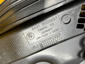 PRAWA OSŁONA RYNNA PODSZYBIE GÓRNE BMW F87 F80 M4