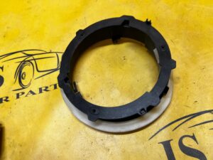 MOCOWANIE RAMKA GŁOŚNIKA DRZWI PRZÓD PRAWY PEUGEOT 308 II T9