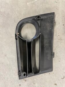 ZAŚLEPKA HALOGENA PRAWA MERCEDES ACTROS MP4