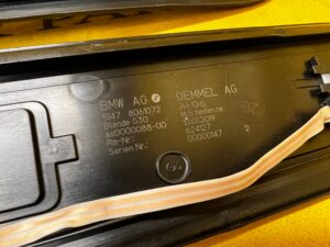 KOMPLET LISTWY LISTWA NAKŁADKA NAKŁADKI PROGU PRÓG LED BMW M5 F90 M-POWER