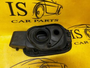 KLAPKA WLEWU PALIWA ZAMEK AUDI A8 D5 CZARNA LY9T