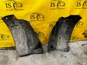 NADKOLE PRAWY PRZÓD RENAULT MEGANE IV HB