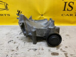 ŁAPA WSPORNIK ALTERNATORA MERCEDES GLC W205 2.2 CD