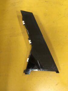 LISTWA OSŁONA DRZWI LEWY TYŁ RENAULT TALISMAN KOMB