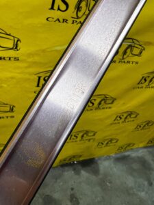 LISTWA DACHOWA LEWA DACIA SANDERO III 2023R