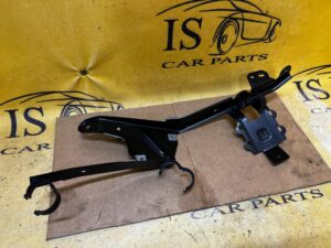 MOCOWANIE WSPORNIK BŁOTNIKA PRZÓD LEWY PORSCHE PANAMERA 970 I LIFT