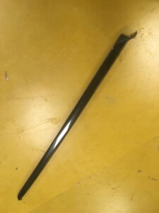 LISTWA SZYBY PRZÓD PEUGEOT 3008 5008 II 17R LEWA