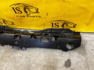 ŚRODKOWY ŚLIZG ZDERZAKA TYŁ C4 GRAND PICASSO II