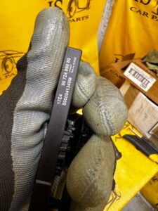 WIĄZKA TUNELU ŚRODKOWEGO GNIAZDO ZAPALNICZKI PEUGEOT 508 RXH HYBRID4