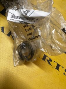 8 X PIERŚCIEŃ ROZPRĘŻNY KORBOWODU C22X1,5 BMW M20 M40 M42 M60 M70 NOWY OEM