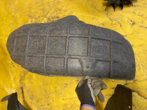 NADKOLE PRAWY TYŁ TYLNE NISSAN X-TRAIL T32 14R-