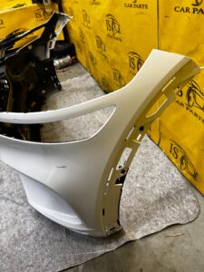 KOMPLETNY ZDERZAK PRZEDNI PRZÓD GENESIS GV70 EUROPA BIAŁA PERŁA