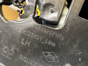 TRÓJKĄT ZAŚLEPKA BŁOTNIKA TYŁ LEWA LEWY RENAULT MEGANE IV KOMBI