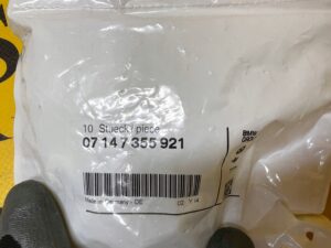 10 X UCHWYT IZOLACJI TERMICZNEJ BMW X3 G01 X4 G02 X5 F15 X6 F16 NOWE OEM