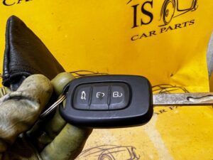 KLUCZYK PILOT DACIA SANDERO III 2021R