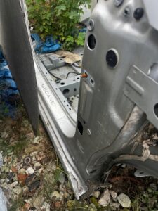 ĆWIARTKA PRAWY PRZÓD SŁUPEK PRÓG FARTUCH PRAWA RENAULT MEGANE IV HB TED69