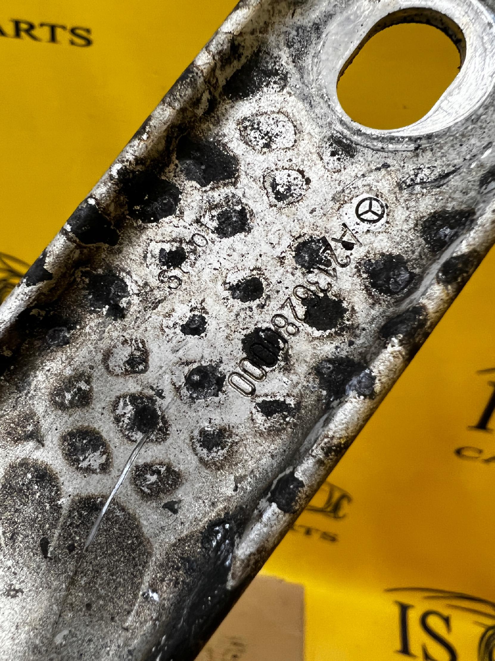 WSPORNIK ROZPÓRKA MOCOWANIE MERCEDES W213