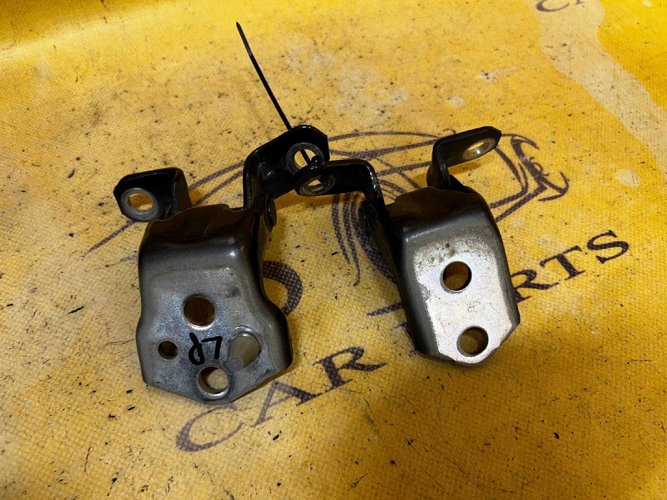 ZAWIASY DRZWI PRZÓD PRZEDNIE LEWY LEWE FORD RANGER MK5 V WILDTRAK