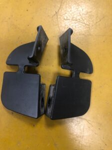 LEWA USZCZELKA BŁOTNIKA TYŁ ŚLIZG NISSAN LEAF ZE0