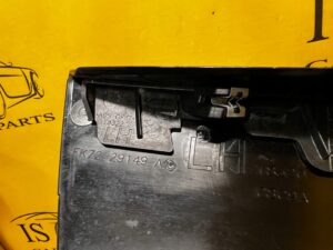 NAKŁADKA OSŁONA SŁUPKA LEWA LAND ROVER DISCOVERY SPORT V L550