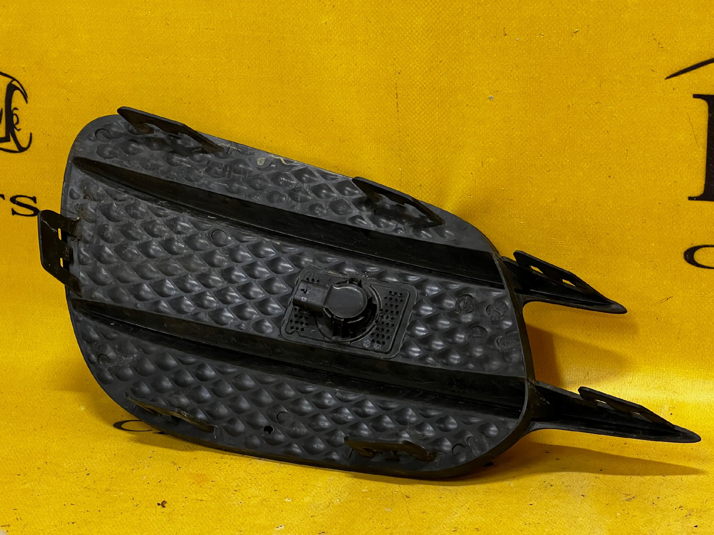 KRATKA ZDERZAKA MERCEDES E KLASA AMG W213 W238