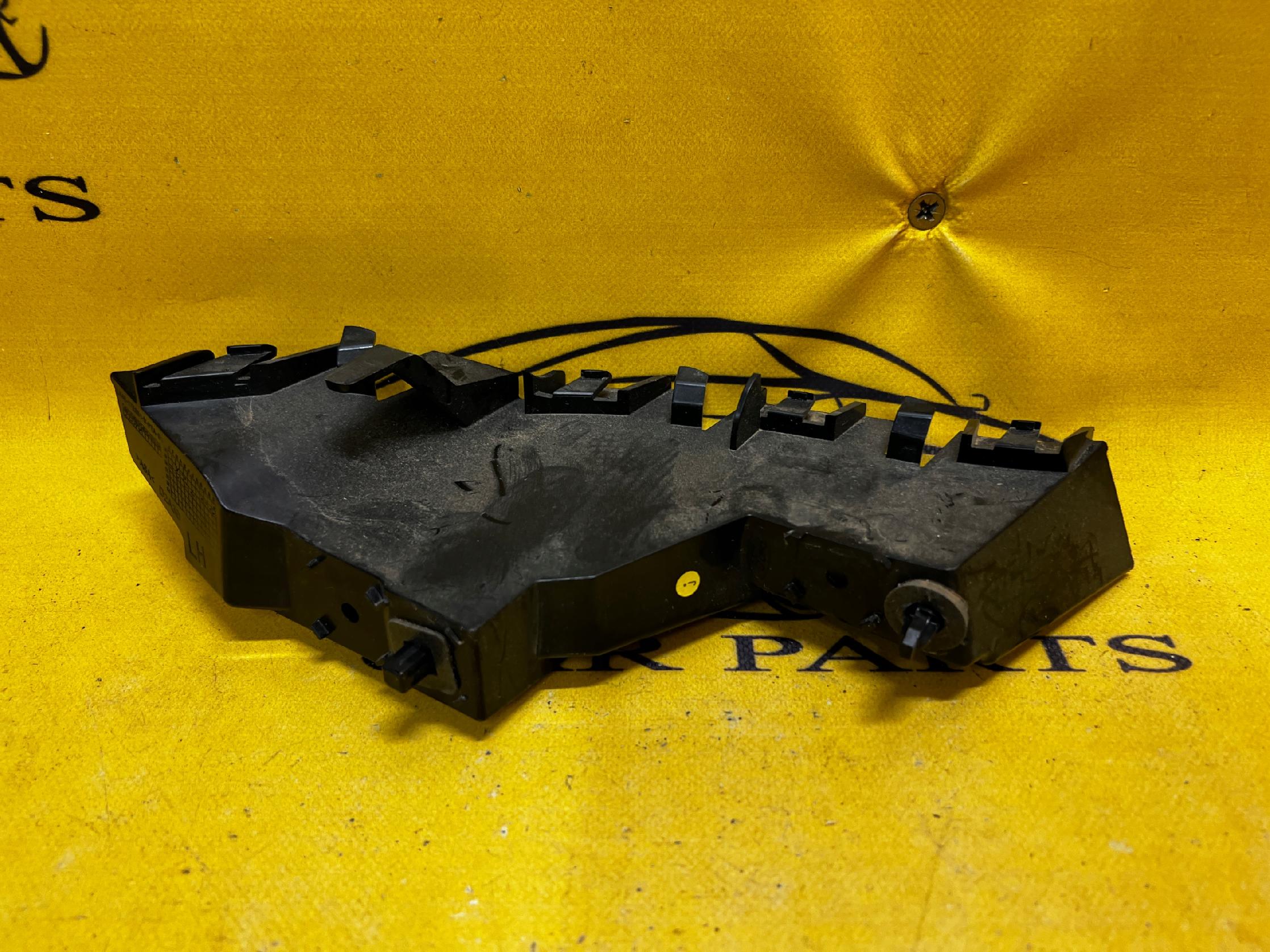 ŚLIZG ZDERZAKA MOCOWANIE LEWY TYŁ FORD KUGA MK3