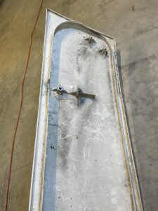 MASKA POKRYWA ATRAPA MERCEDES ATEGO