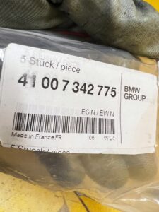 KSZTAŁTKA WYPEŁNIENIE USZCZELKA SŁUPKA B TYLNA ZEWN LEWA BMW 5 G30 G31 NOWA