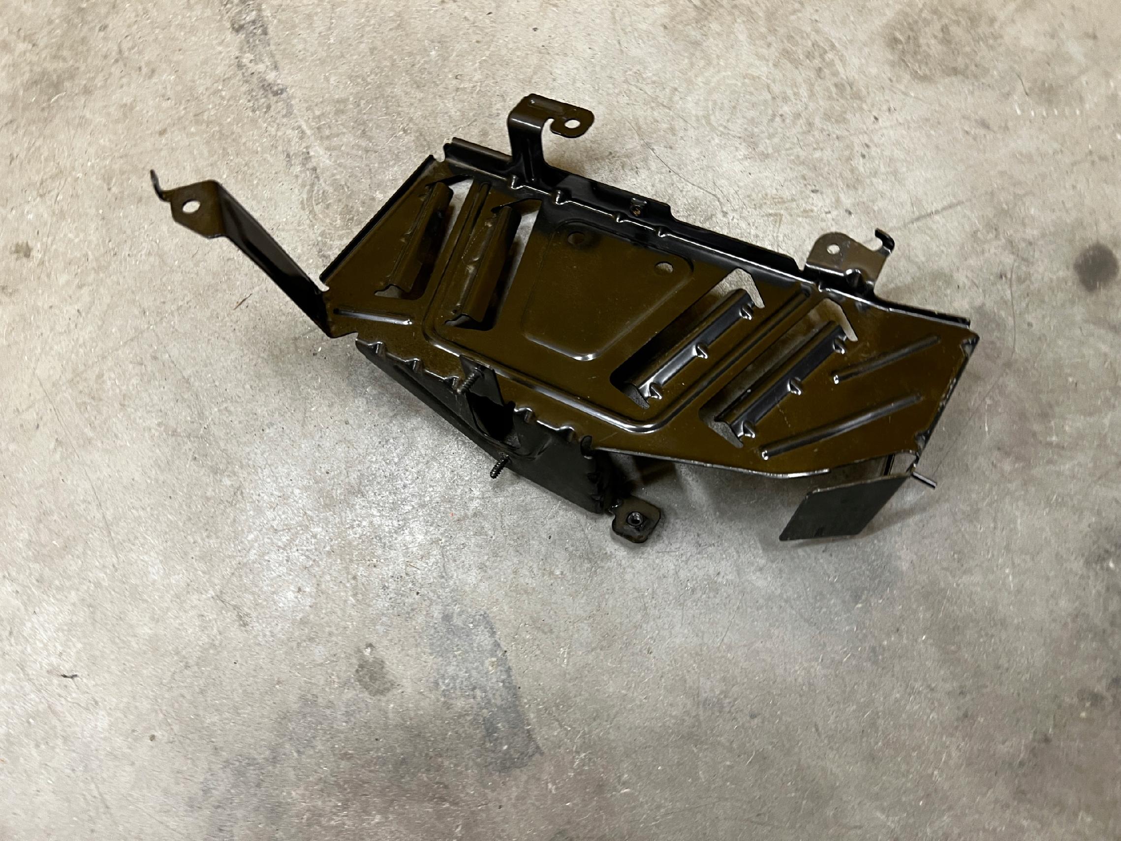 WSPORNIK MOCOWANIE WZMACNIACZA BMW X5 E70 X6 E71