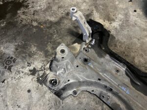 WÓZEK BELKA SANKI ZAWIESZENIE PRZÓD CITROEN C4 GRAND PICASSO II