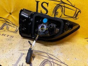 LAMPA PRAWY TYŁ W KLAPĘ FORD KUGA MK3