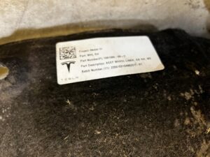 NADKOLE OSŁONA PRAWY TYŁ TESLA MODEL 3