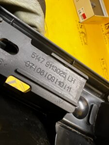 PLASTIK LISTWA OSŁONA PROGU PRZÓD LEWA LEWY BMW 7 F01 F02