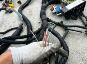 WIĄZKA INSTALACJA WNĘTRZA PASA PRZÓD PEUGEOT 508 I LIFT KOMBI SW RXH HYBRID