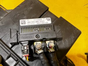 DODATKOWY AKUMULATOR AGM STEROWNIK MODUŁ MERCEDES B-KLASA W246