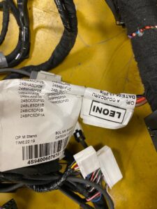 WIĄZKA INSTALACJA BEZPIECZNIKI KABINY INFINITI Q30