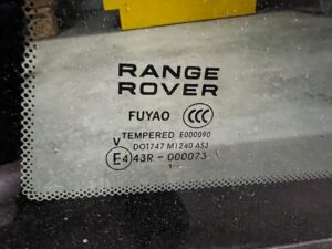 SZYBA KAROSERYJNA BŁOTNIKA TYŁ LEWY RANGE ROVER EVOQUE L538 3D 2011R