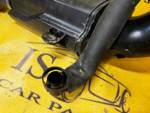 RURA WĄŻ PRZEWÓD DOLOTU POWIETRZA BMW 1 F40 118I