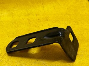 BLACHA UCHWYT MOCOWANIE WSPORNIK FORD KUGA MK3