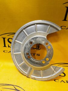 OSŁONA TARCZY HAMULCOWEJ PRAWY TYŁ FORD KUGA MK3