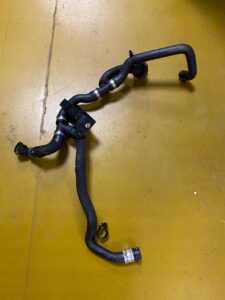 MAGISTRALA WĘŻE WODY POMPA MERCEDES INFINITI 1.5D