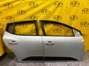 DRZWI PRAWA STRONA PRAWY PRZÓD TYŁ DACIA SANDERO III STEPWAY TEKQF 2022R