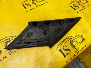 TRÓJKĄT ZAŚLEPKA BŁOTNIKA TYŁ PRAWA PRAWY RENAULT MEGANE IV KOMBI