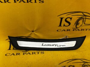 LISTWA PROGOWA LUXURY LINE PRAWA BMW G30 530D RWD