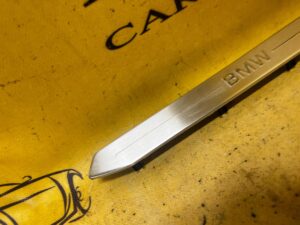 NAKŁADKA LISTWA PROGOWA PRZÓD BMW SERIA 1 F40