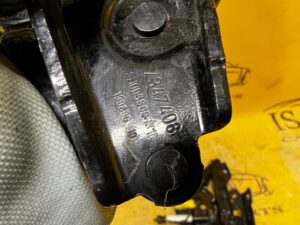 KOMPLET ZAWIASY MASKI NABOJE PIROTECHNICZNE LEWY PRAWY BMW 5 G30