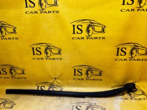 LISTWA SZYBY CZOŁOWEJ PRZEDNIEJ PRAWA RENAULT ZOE I Z.E.