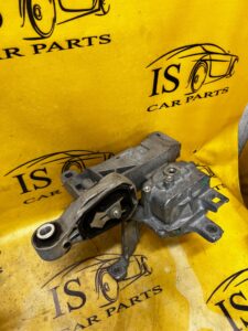 ŁAPA MOCOWANIE SILNIKA MERCEDES A KLASA A45 S AMG W177 OM 139 4MATIC 2019-