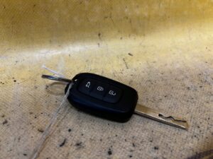 KLUCZYK PILOT DACIA SANDERO III